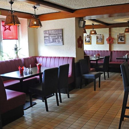 Hotel Am Ceresplatz 만더샤이트 외부 사진