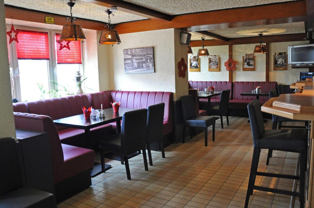 Hotel Am Ceresplatz 만더샤이트 외부 사진