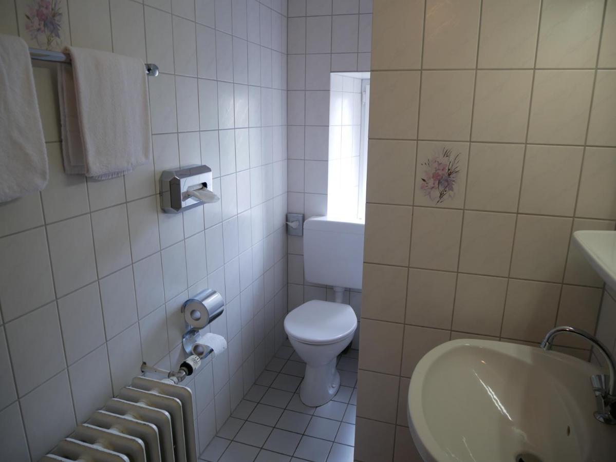 Hotel Am Ceresplatz 만더샤이트 외부 사진