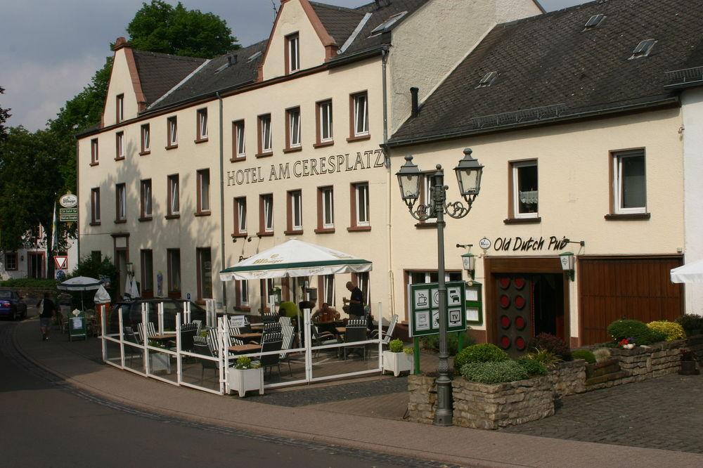 Hotel Am Ceresplatz 만더샤이트 외부 사진